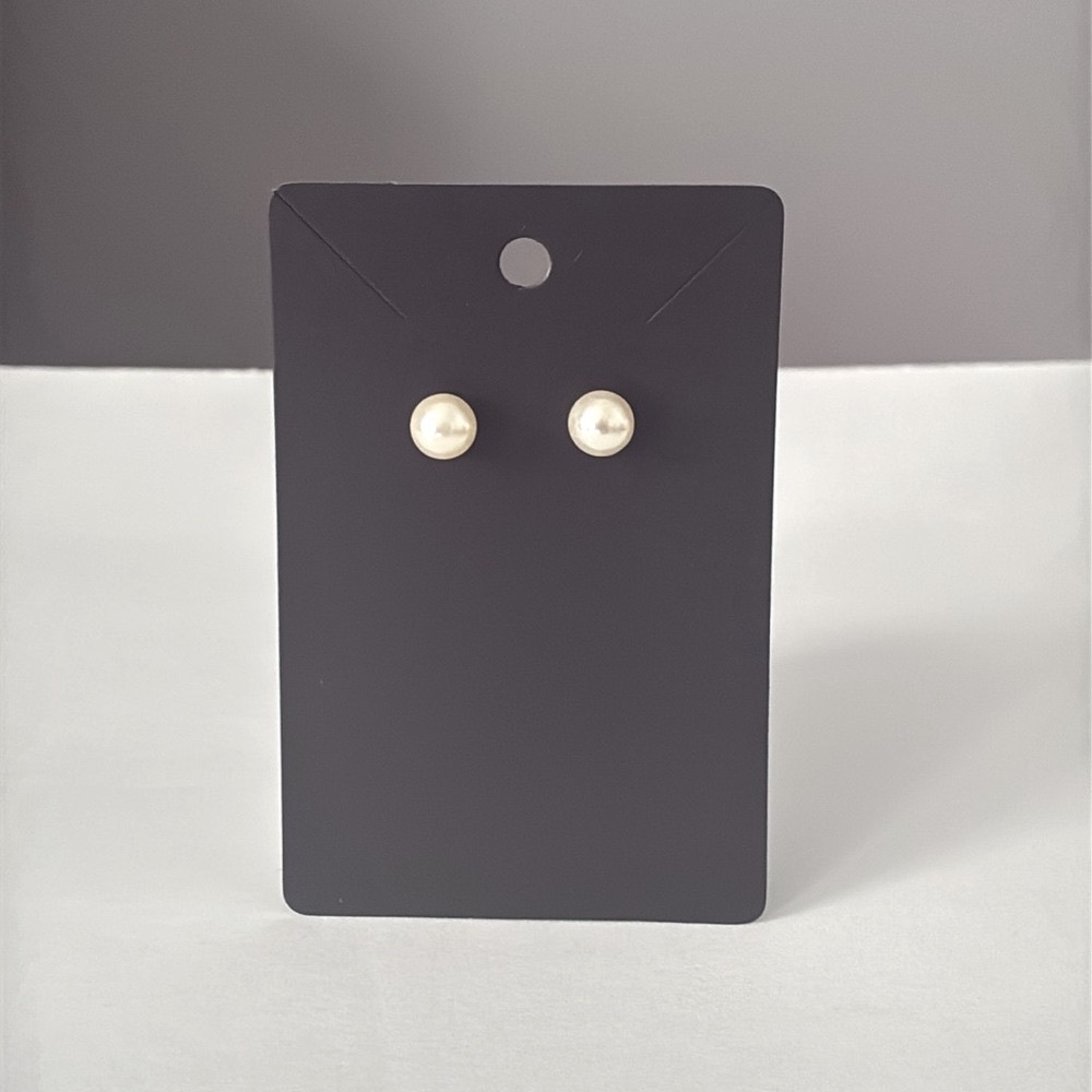 ✨🌿Classic Pearl Stud Earrings